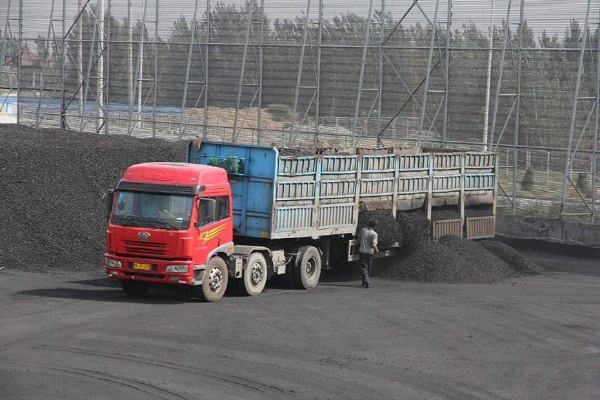 运煤车.jpg 运煤车.jpg